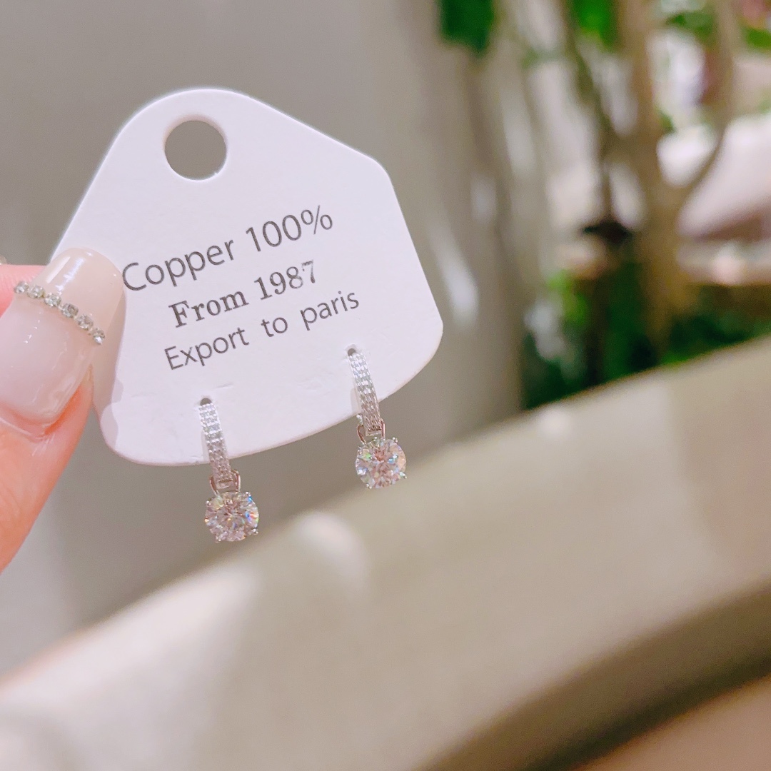 Fine Silver Moissanite Ear Cuffs Elegant Annual Party Gold