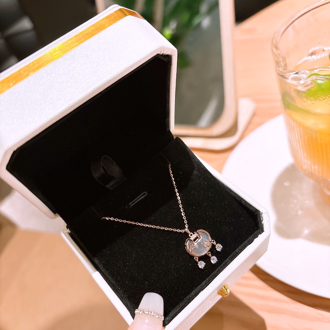 Fine Silver Necklace Cute Wedding Registration Gold