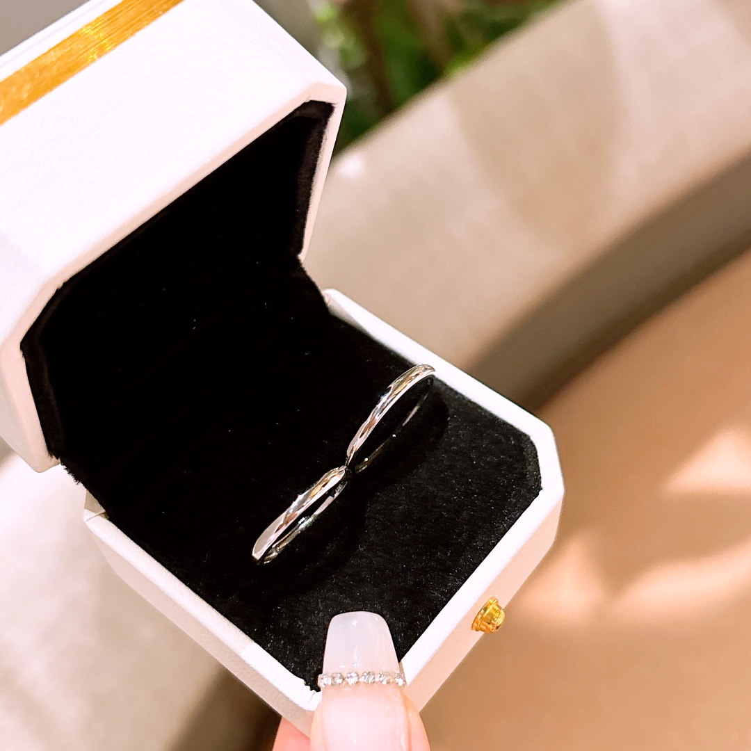 High Polish Silver Couple Rings Artistic Mother's Day Gold