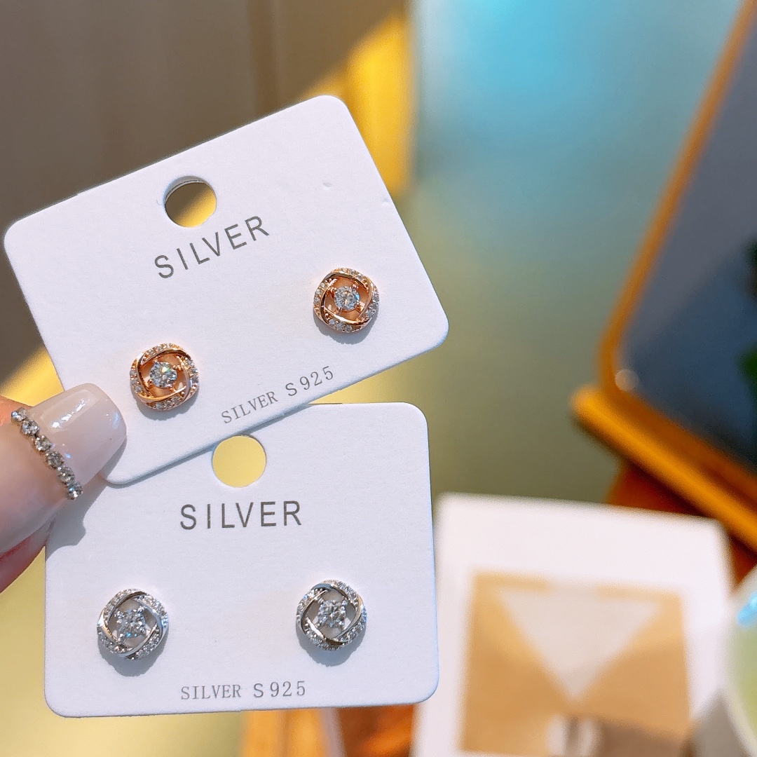 Hypoallergenic Silver Earrings Soft Travel Silver