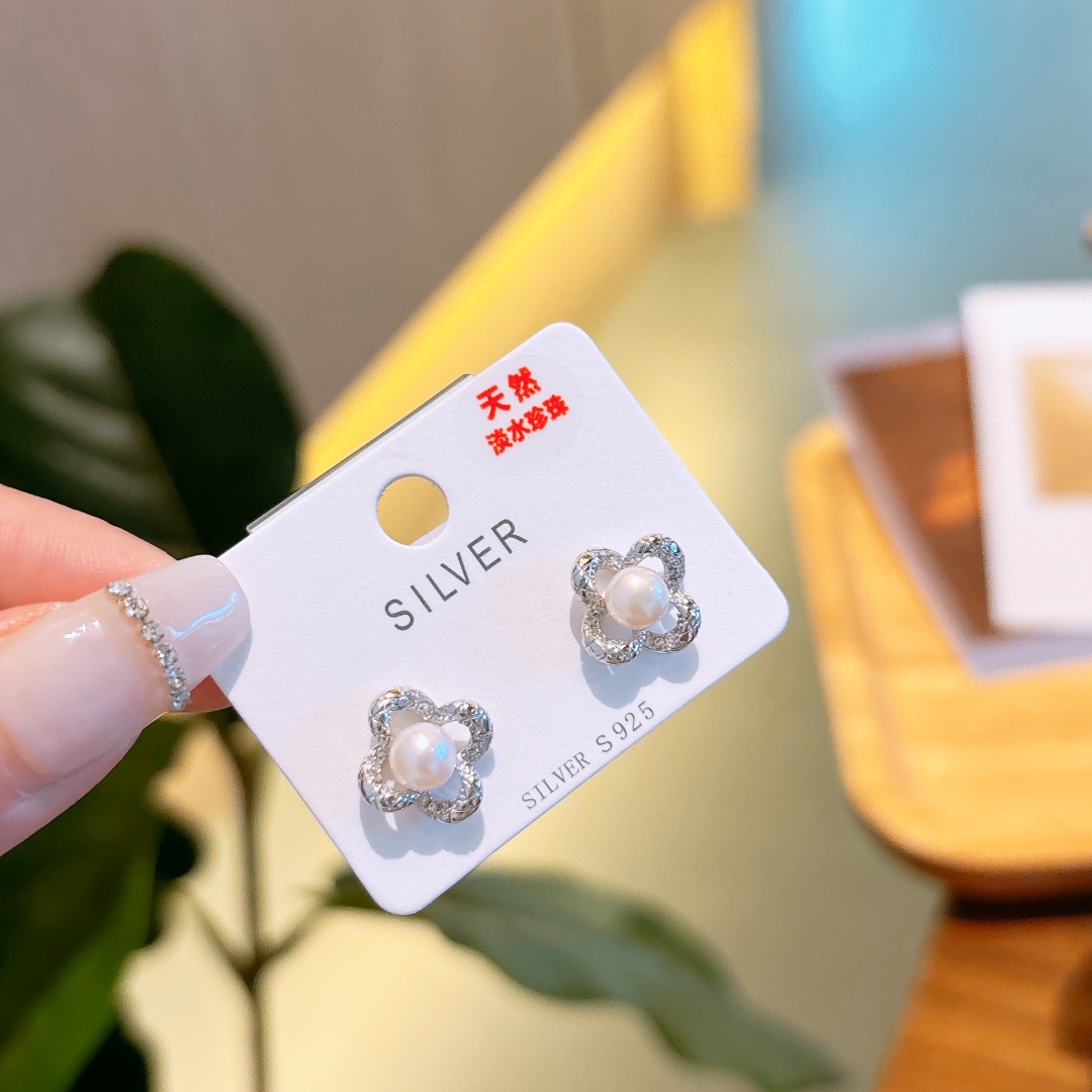 Hypoallergenic Silver Freshwater Pearl Studs Delicate Mother's Birthday