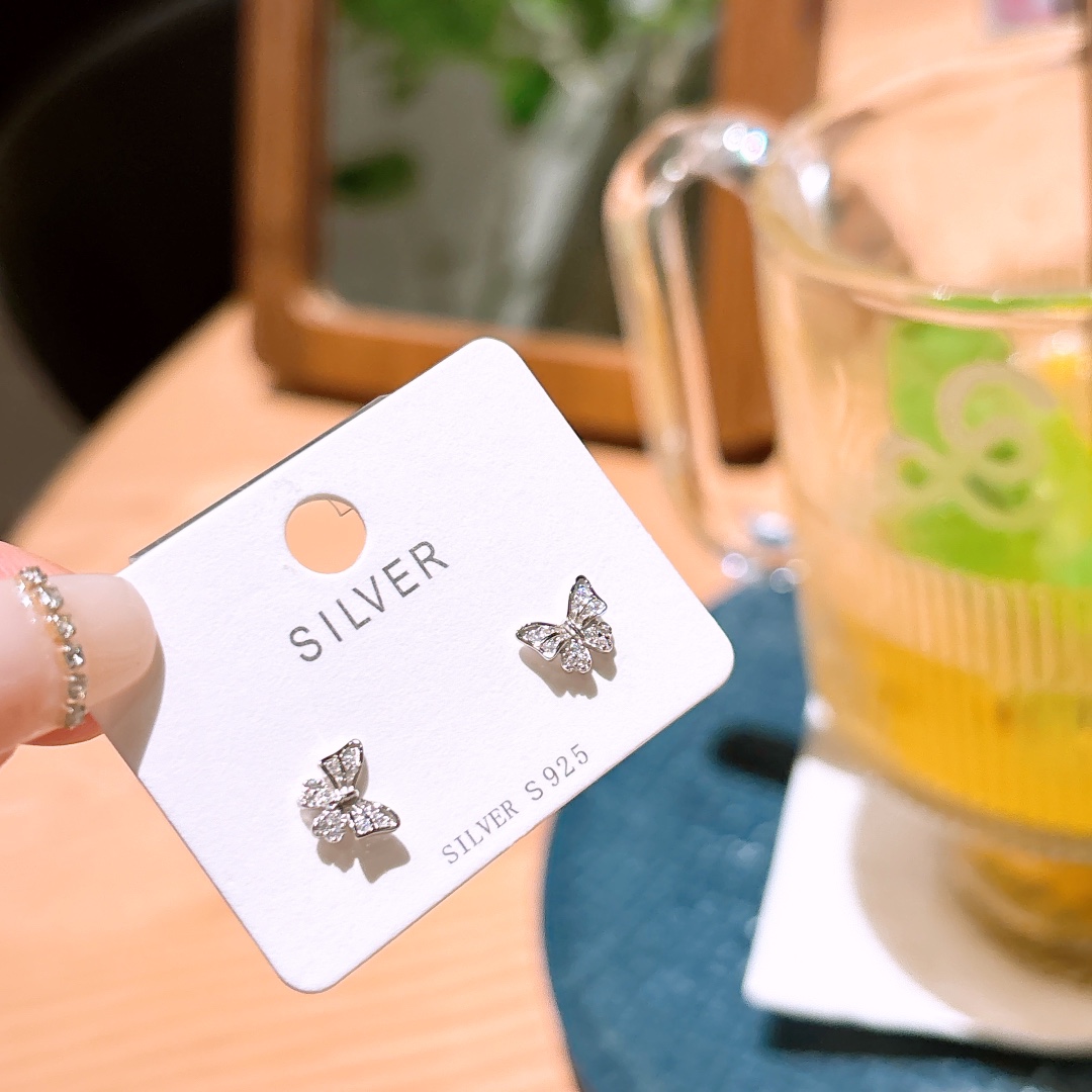 Hypoallergenic Silver Earrings Ethereal Workplace Silver