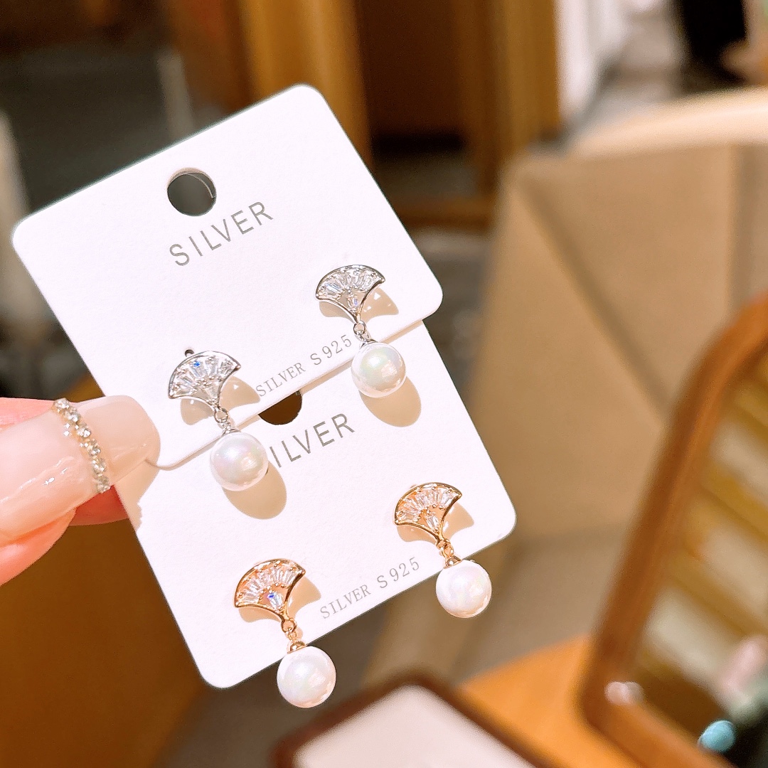 Low Allergy Silver Earrings Dainty New Year Gold