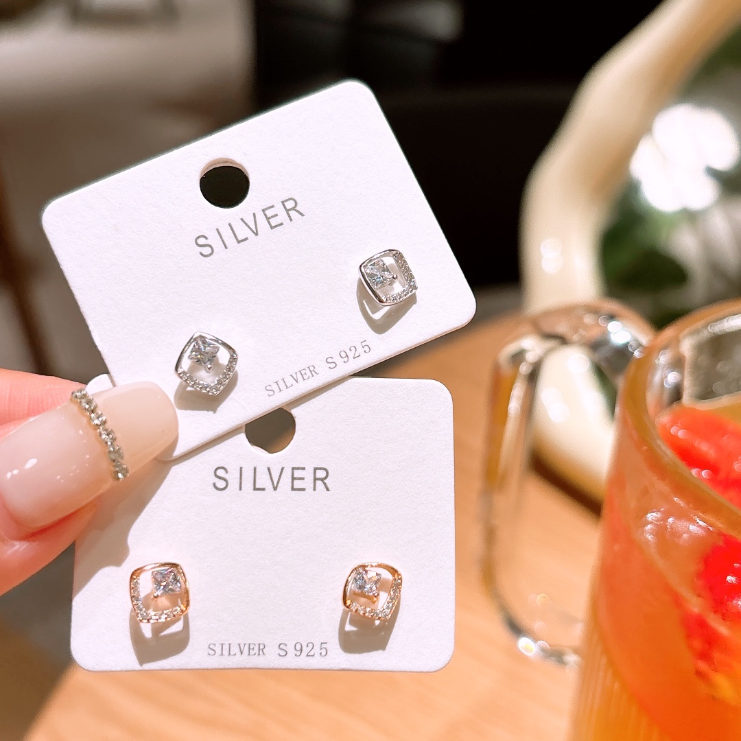 Low Allergy Silver Earrings Sweet & Cool Date Night Silver