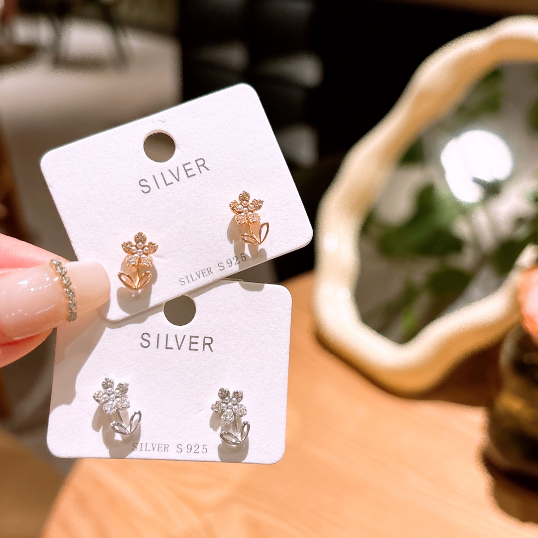 High Polish Silver Earrings Lively Office Gold