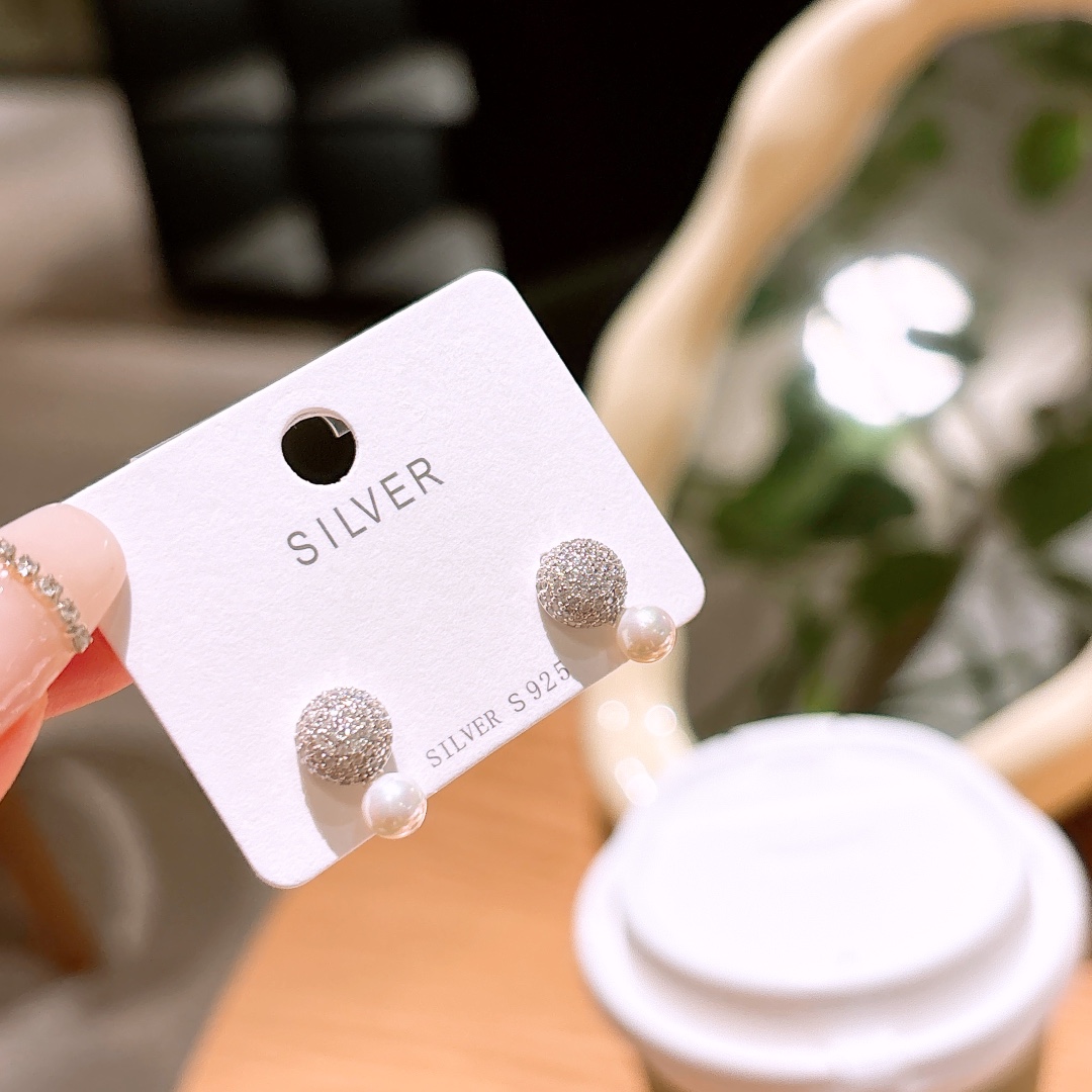 Solid Silver Earrings Lively Housewarming Silver