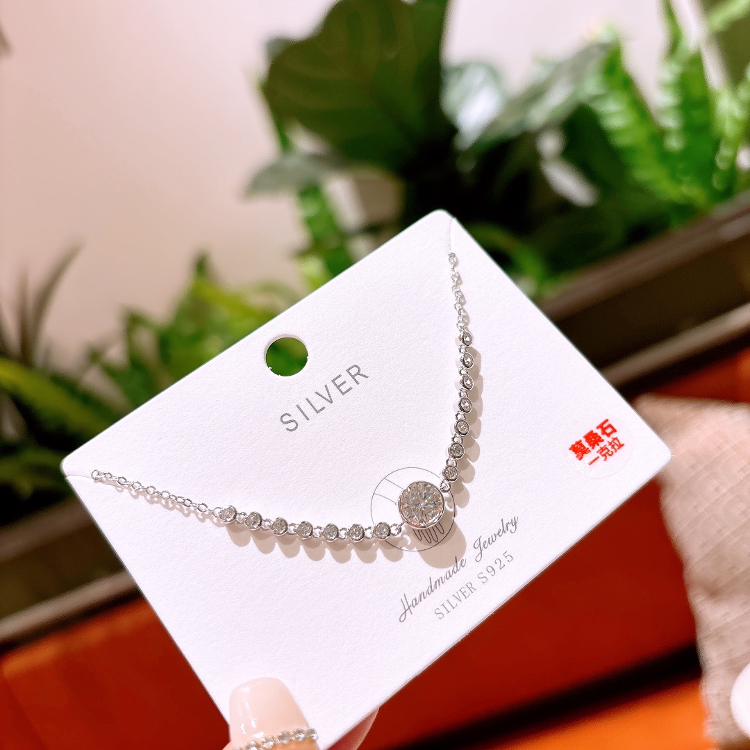 Hypoallergenic Silver Moissanite Bracelet Dainty Date Night Silver