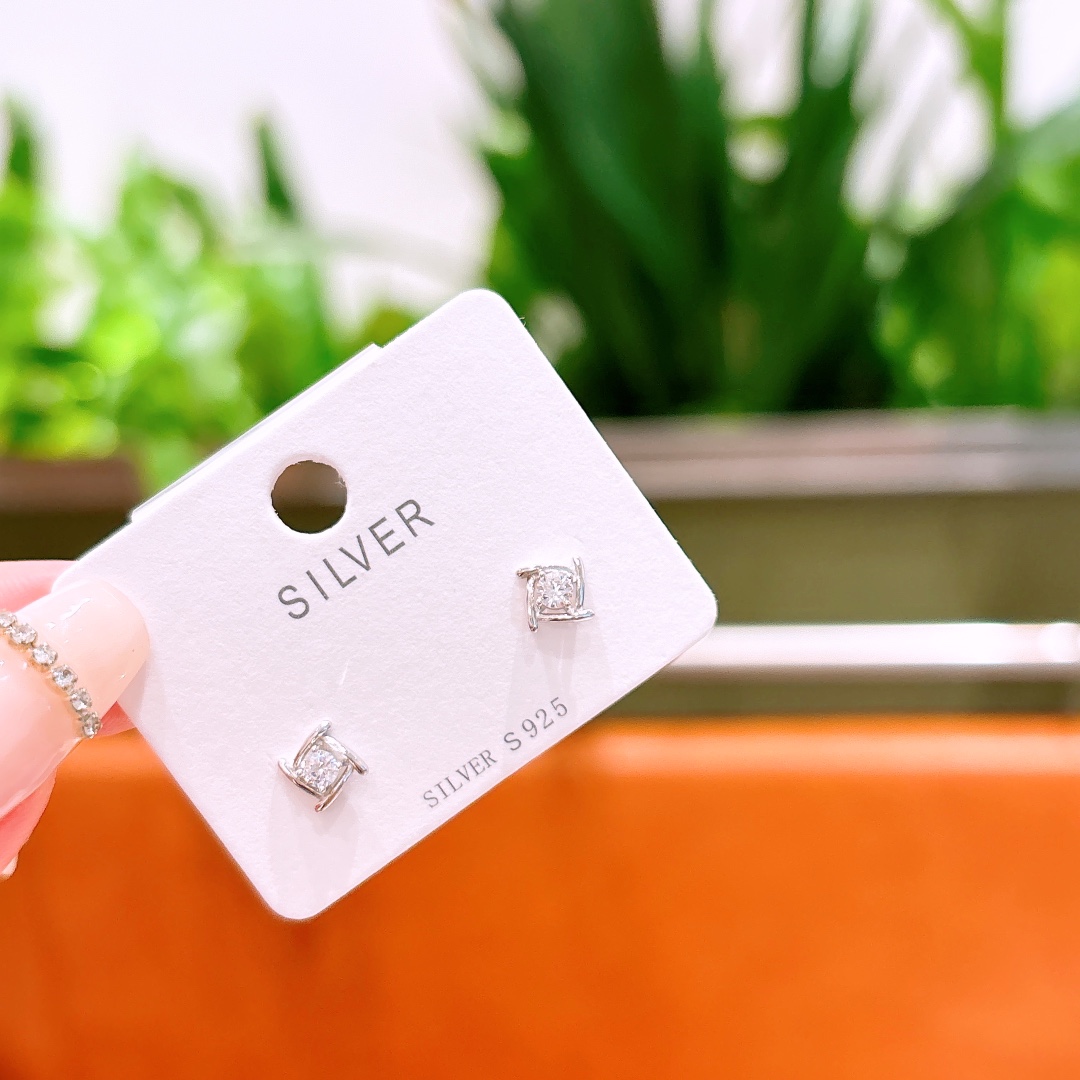 High Polish Silver Earrings Chic Housewarming Silver