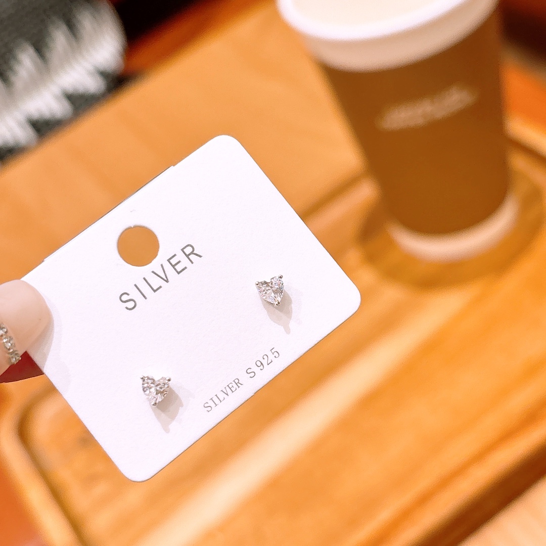 High Polish Silver Earrings Light Luxury Confession Gold