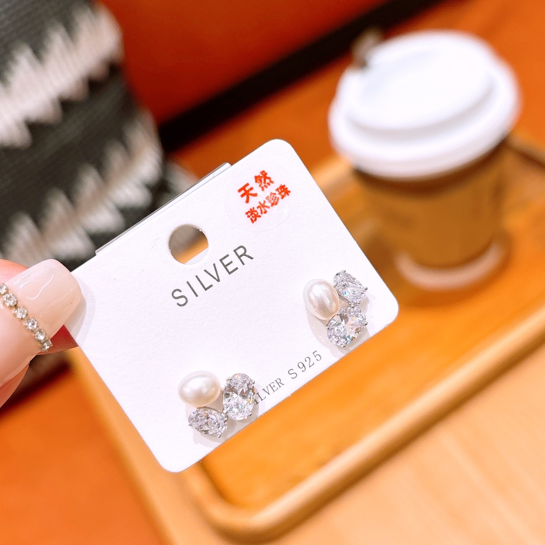 Fine Silver Freshwater Pearl Studs Vintage Spring Festival Gold