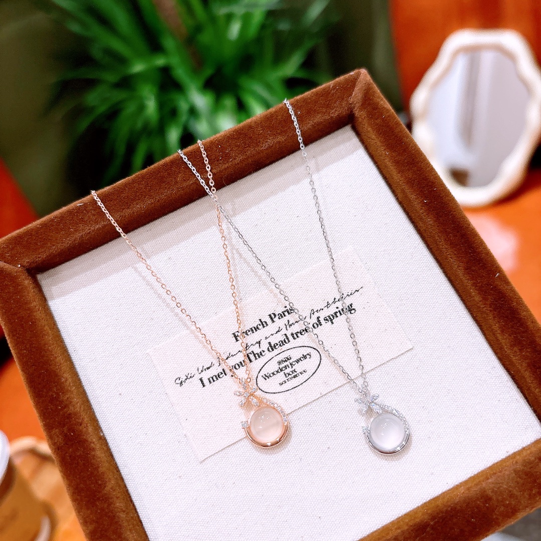 ラグジュアリー高品質シルバーネックレスシルバー 自分へのご褒美