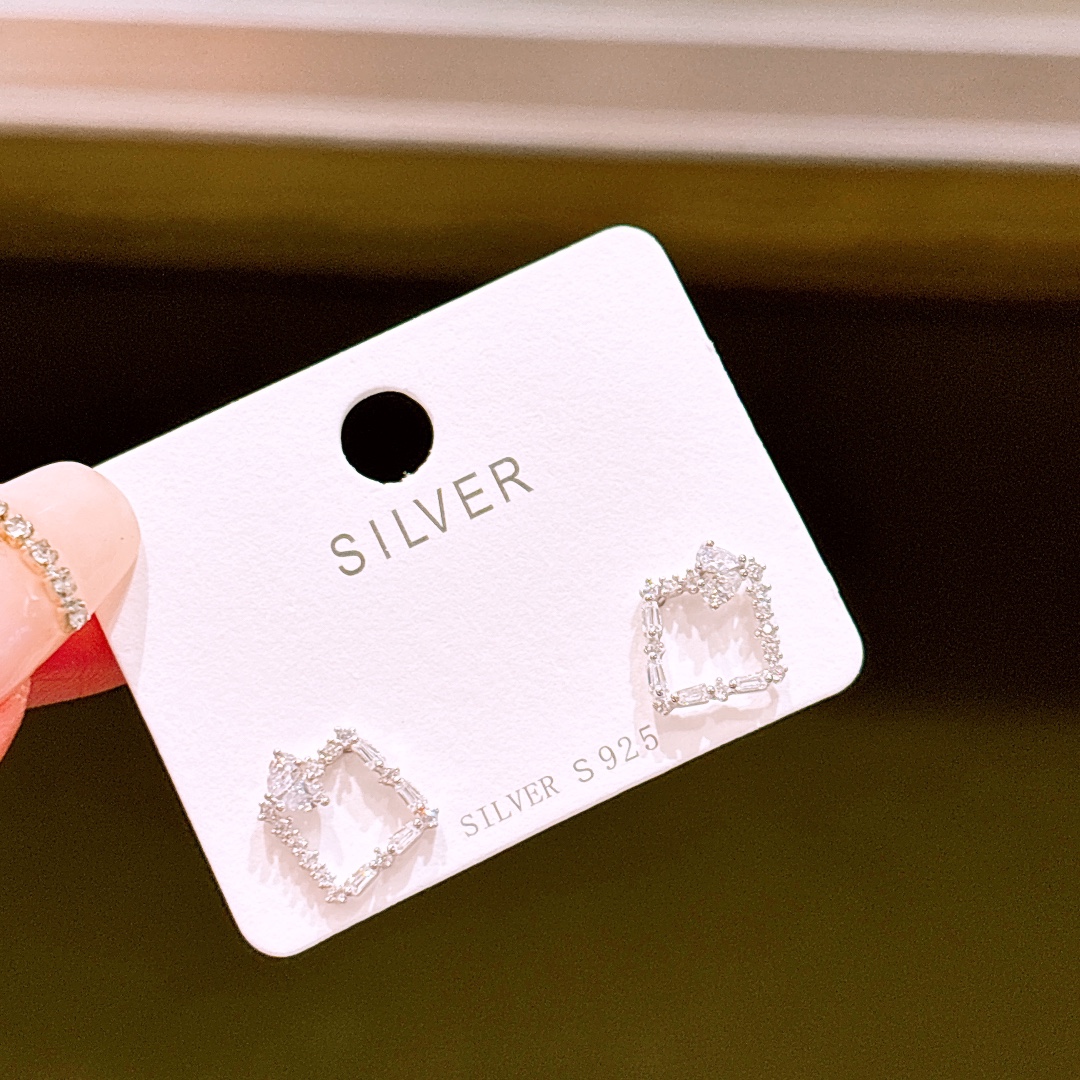 S925 Sterling Silver Earrings Ultra Minimal Graduation Silver