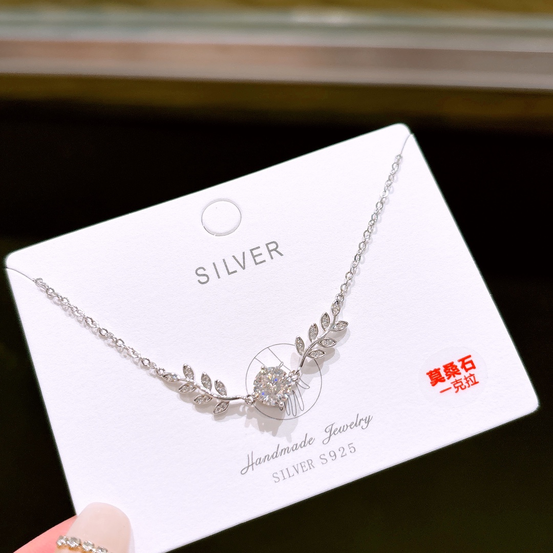 Low Allergy Silver Moissanite Bracelet Fresh New Year Gold