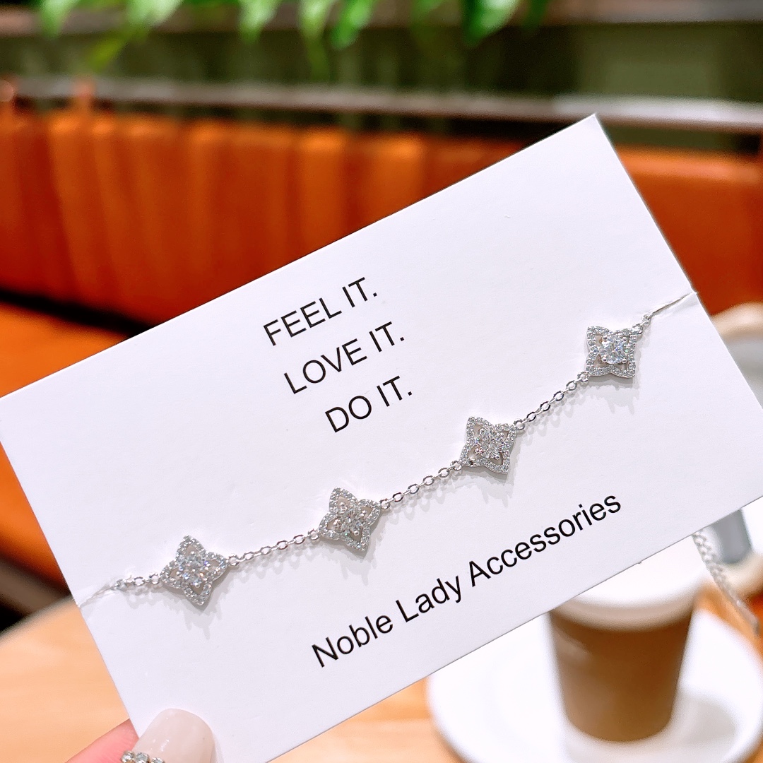 Fine Silver Moissanite Bracelet Lively Wedding Favor Gold