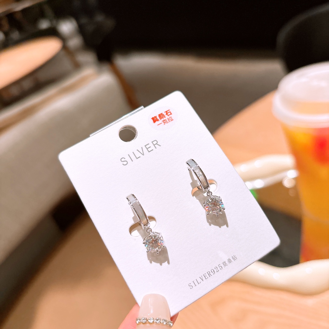 S925 Sterling Silver Moissanite Ear Cuffs Soft Annual Party Silver