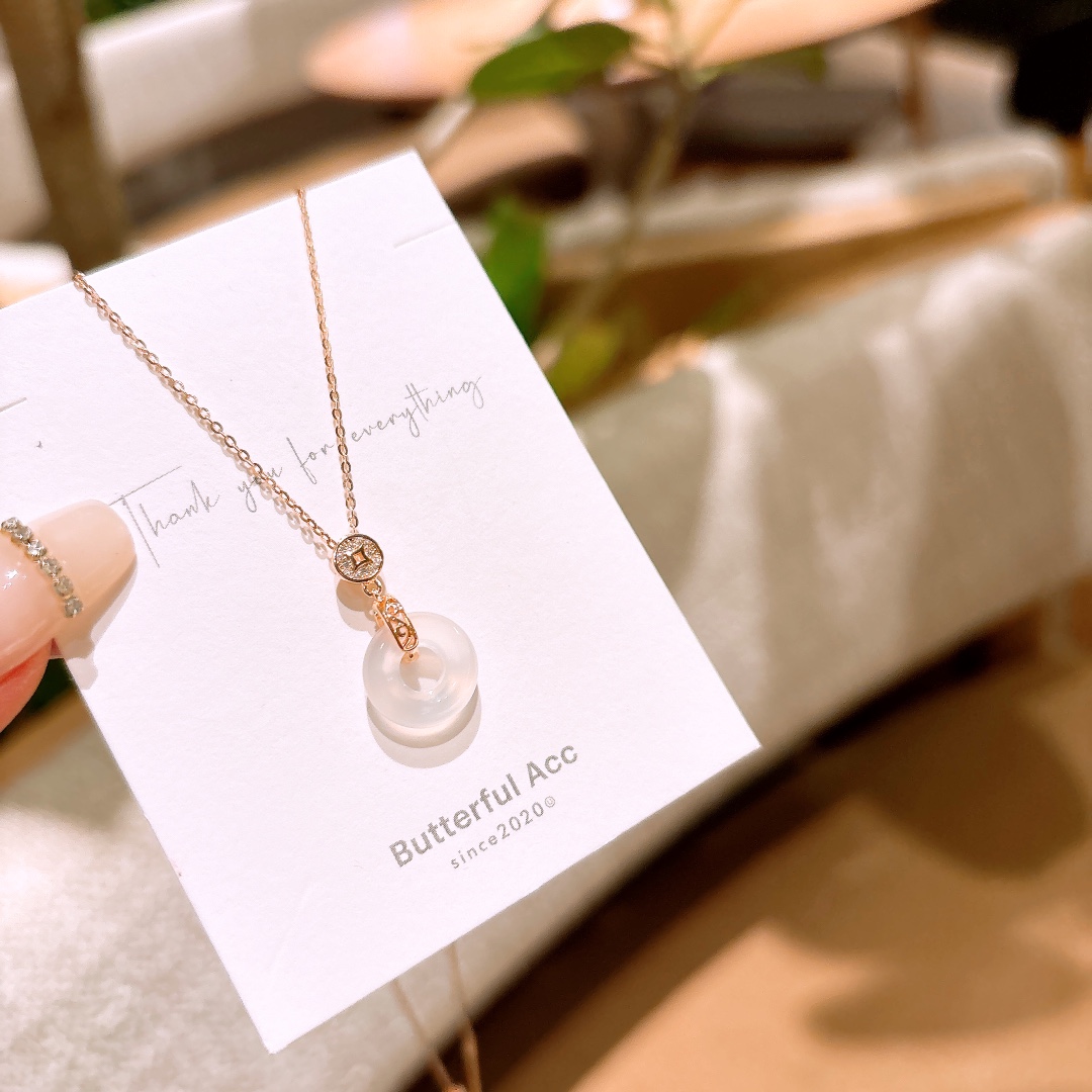 Solid Silver Necklace Lively Everyday Wear Gold