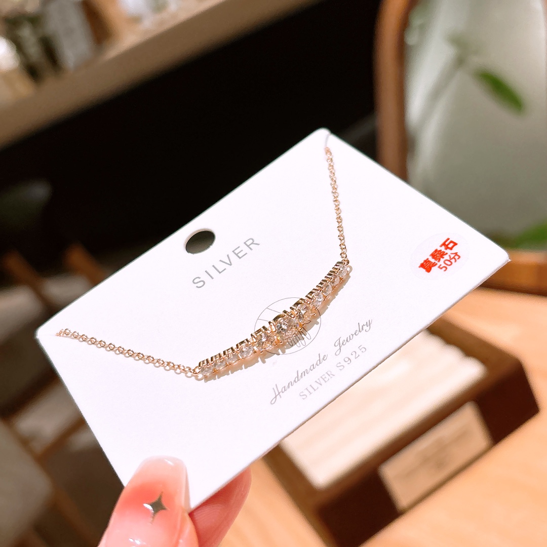 Hypoallergenic Silver Moissanite Bracelet Lively Wedding Registration