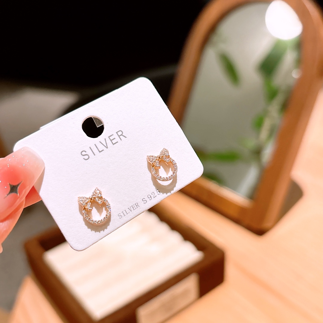 Low Allergy Silver Earrings Gentle Spring Festival Silver