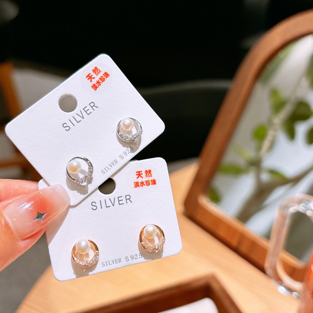 Fine Silver Freshwater Pearl Studs Romantic Confession Silver