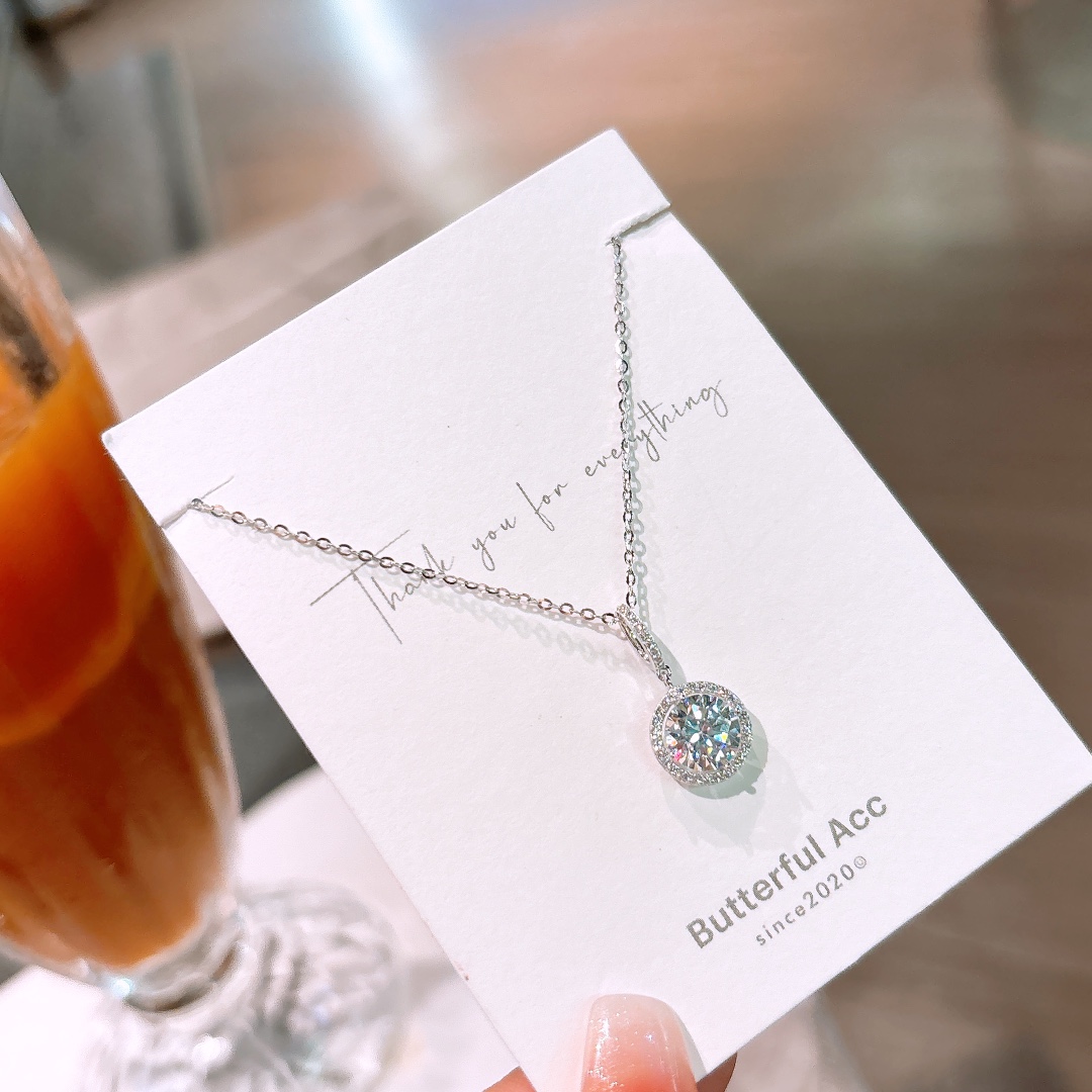 High Polish Silver Necklace Light Luxury Annual Party Silver