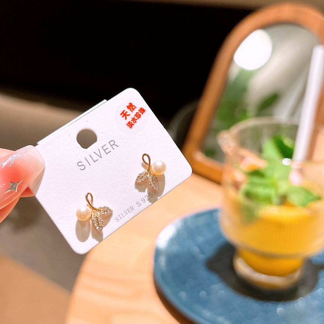 Hypoallergenic Silver Freshwater Pearl Studs Ultra Minimal Spring Festival