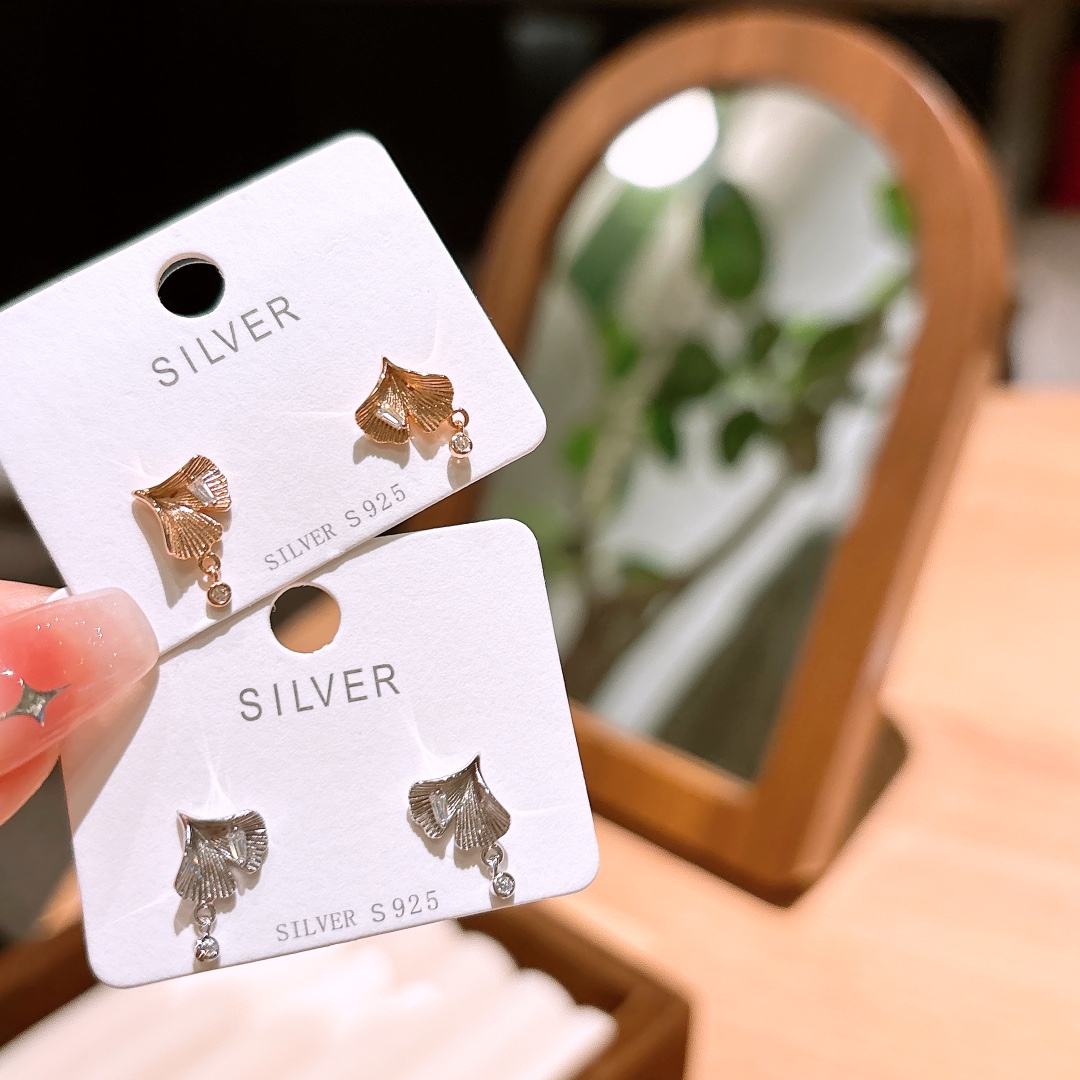 Fine Silver Earrings Girly New Year Gold