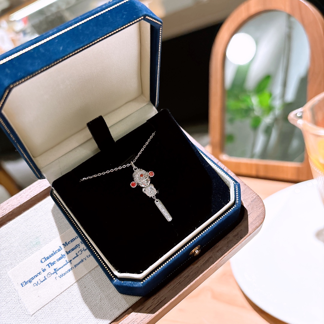 Solid Silver Moissanite Necklace Forest Confession Silver