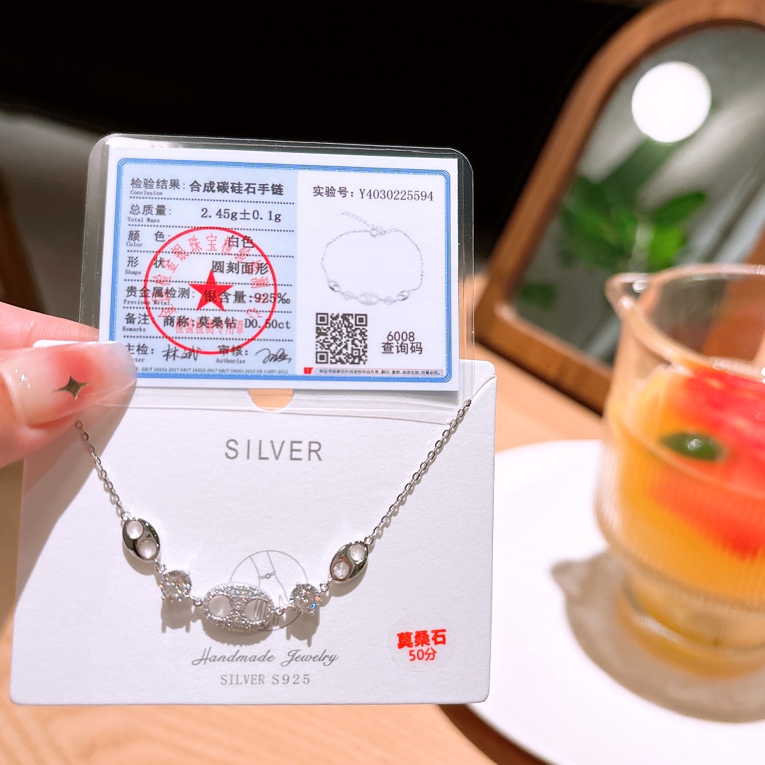 Solid Silver Moissanite Bracelet Romantic Office Gold