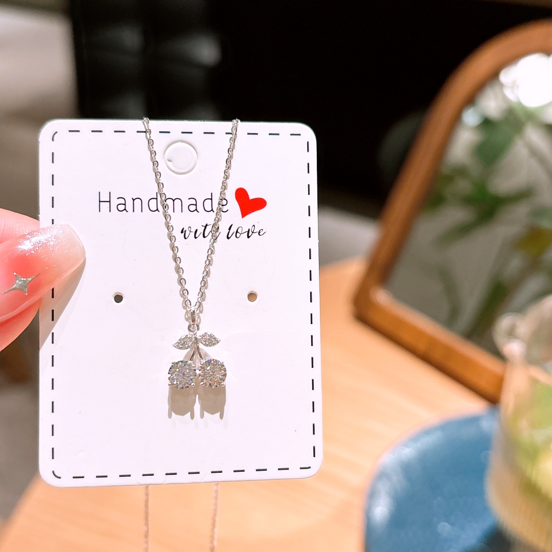 Low Allergy Silver Moissanite Necklace Premium Mother's Day Gold