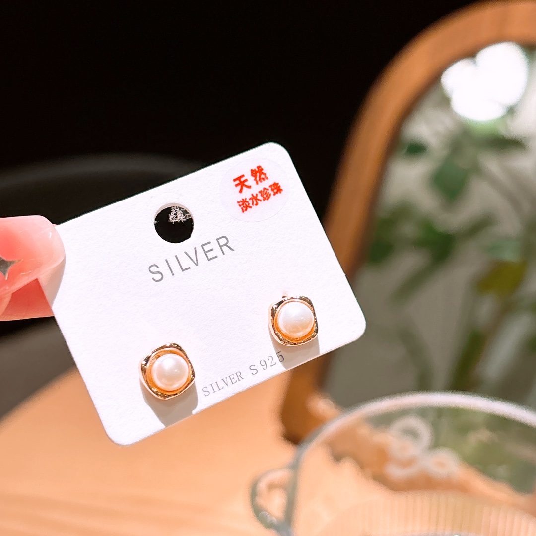 High Polish Silver Freshwater Pearl Studs Pure Teacher's Day Silver