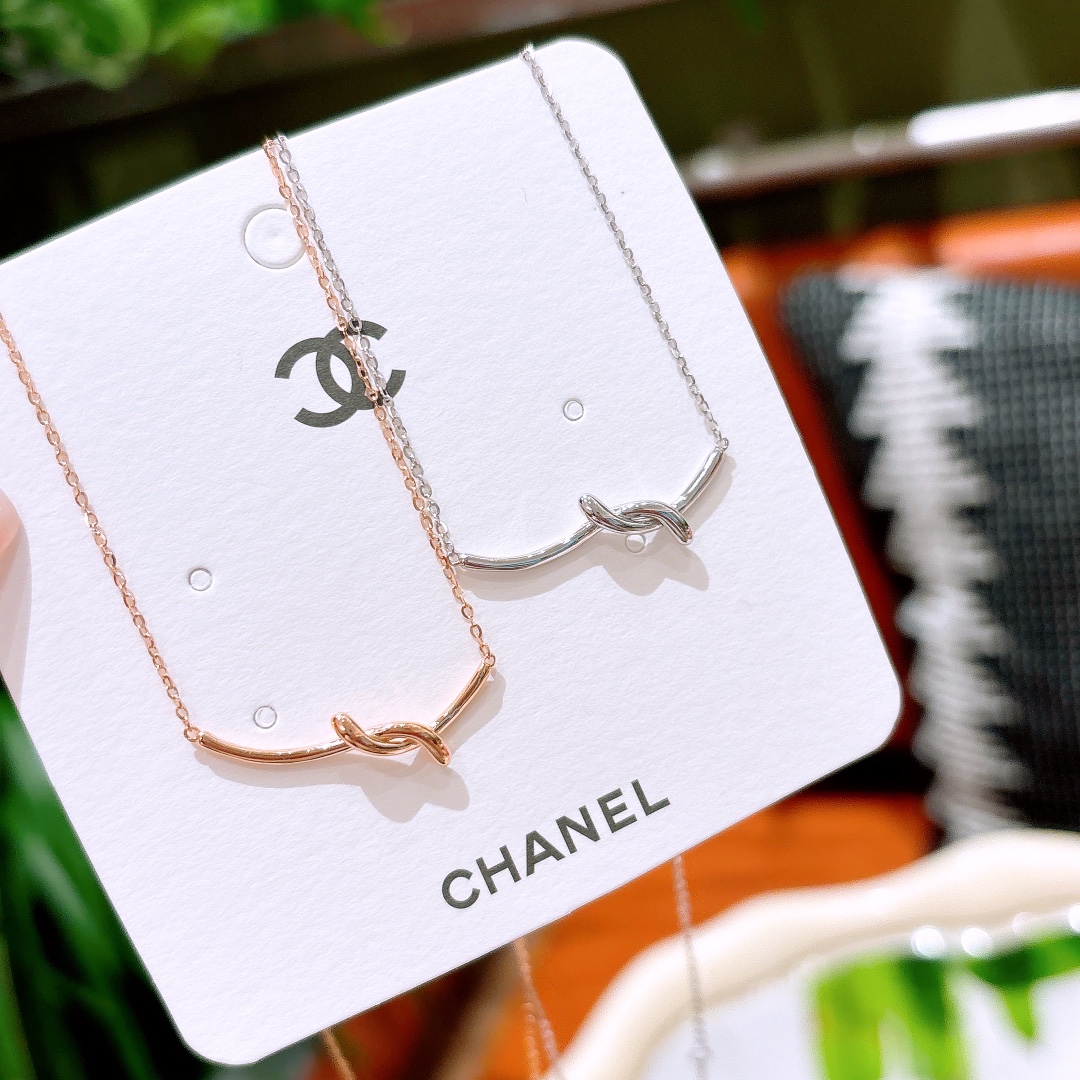 Solid Silver Necklace Romantic New Year Gold