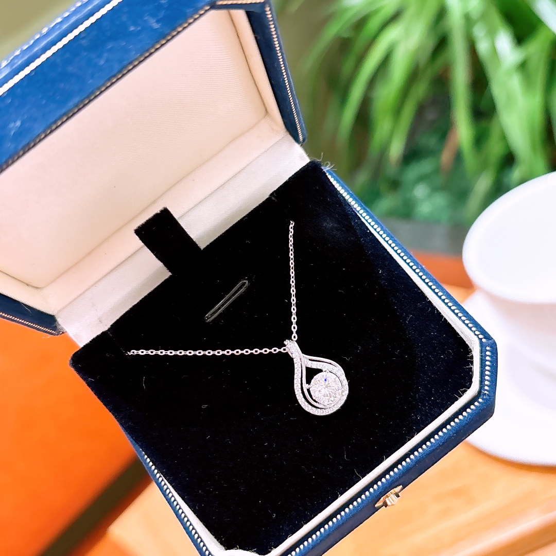 S925 Sterling Silver Moissanite Necklace Elegant Wedding Registration