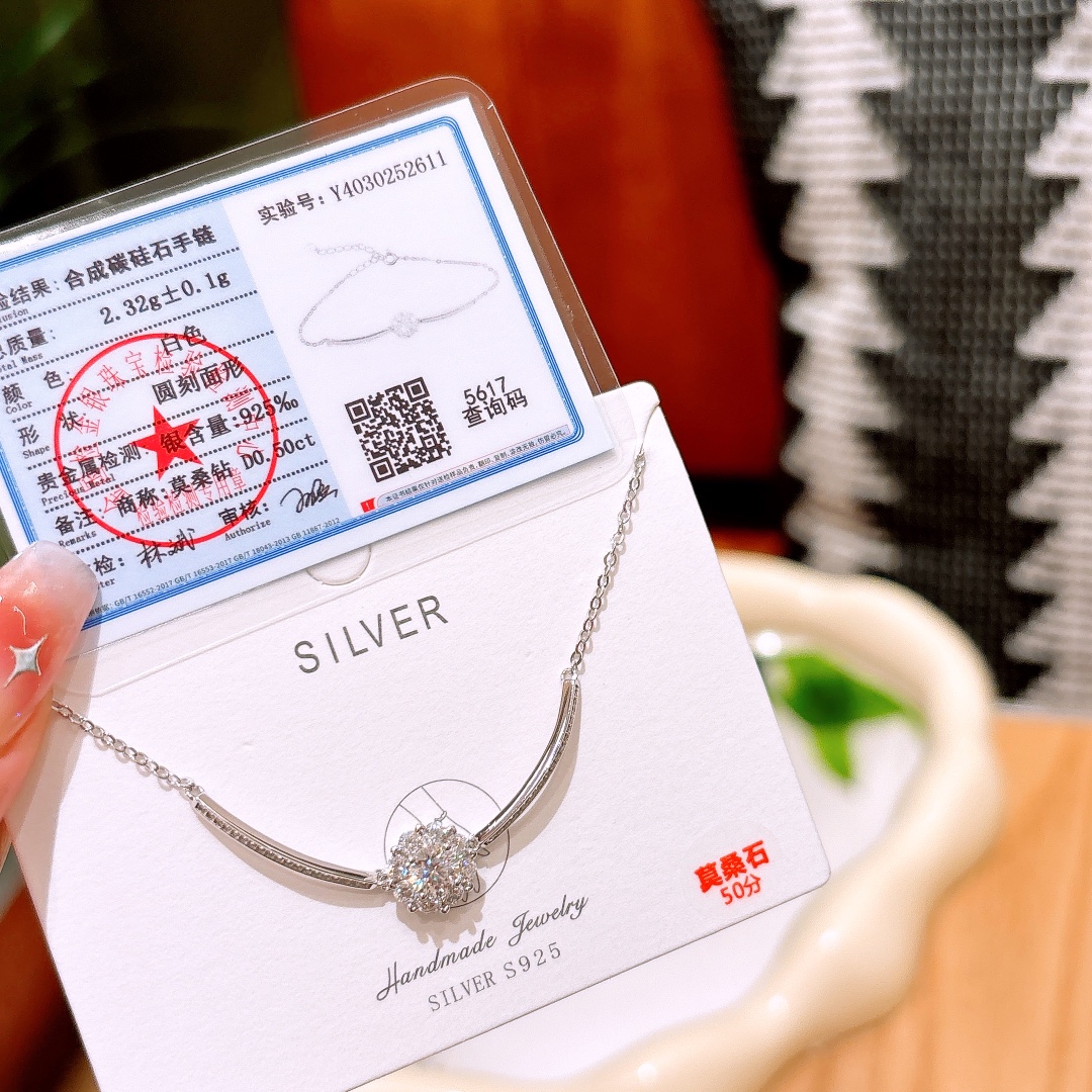 Fine Silver Moissanite Bracelet Girly Valentine's Day Gold