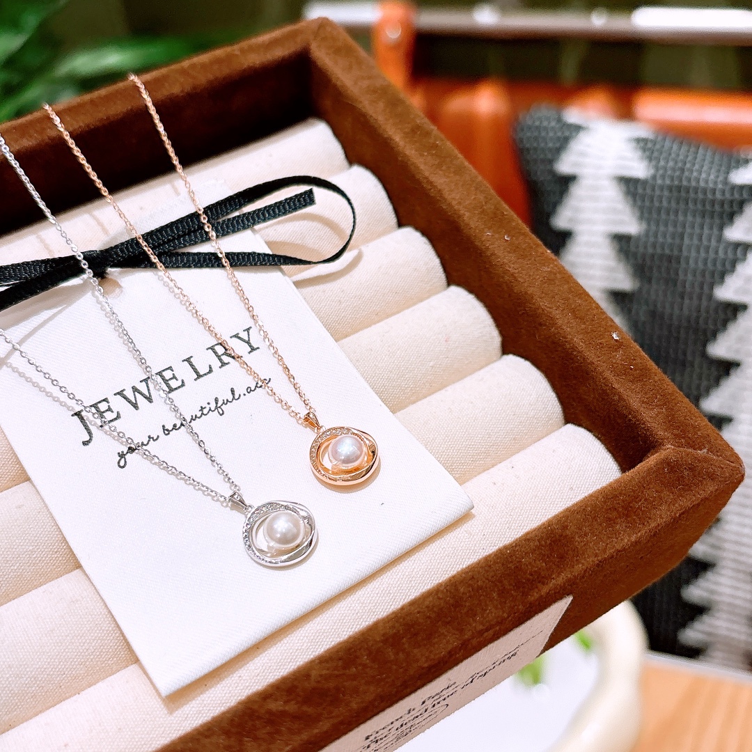 High Polish Silver Necklace Cute Workplace Gold