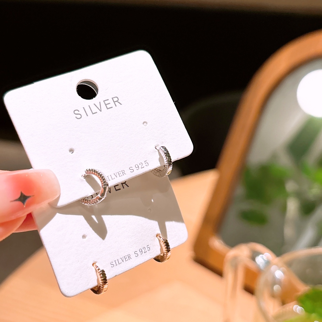 Hypoallergenic Silver Ear Cuffs Lively Spring Festival Gold