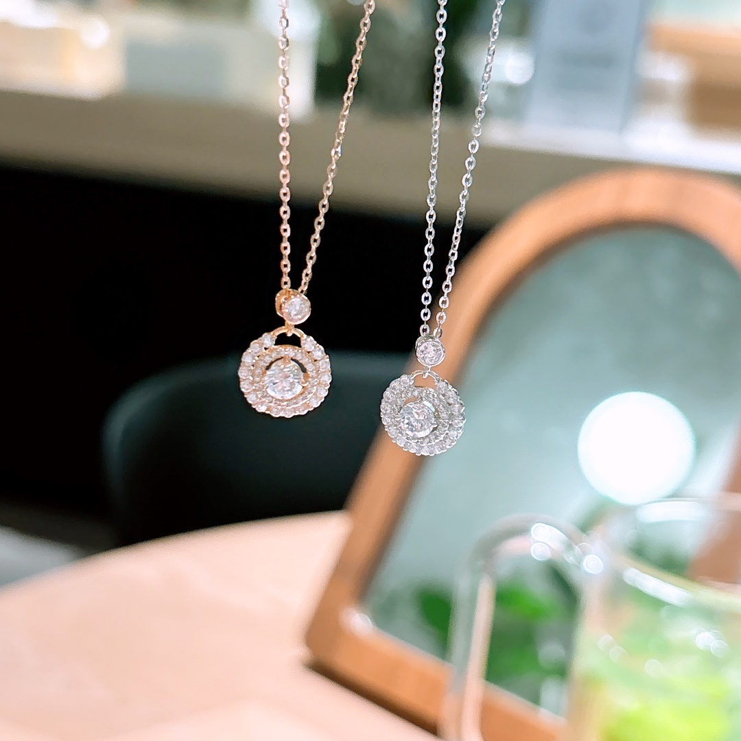 Solid Silver Necklace Lively Banquet Silver