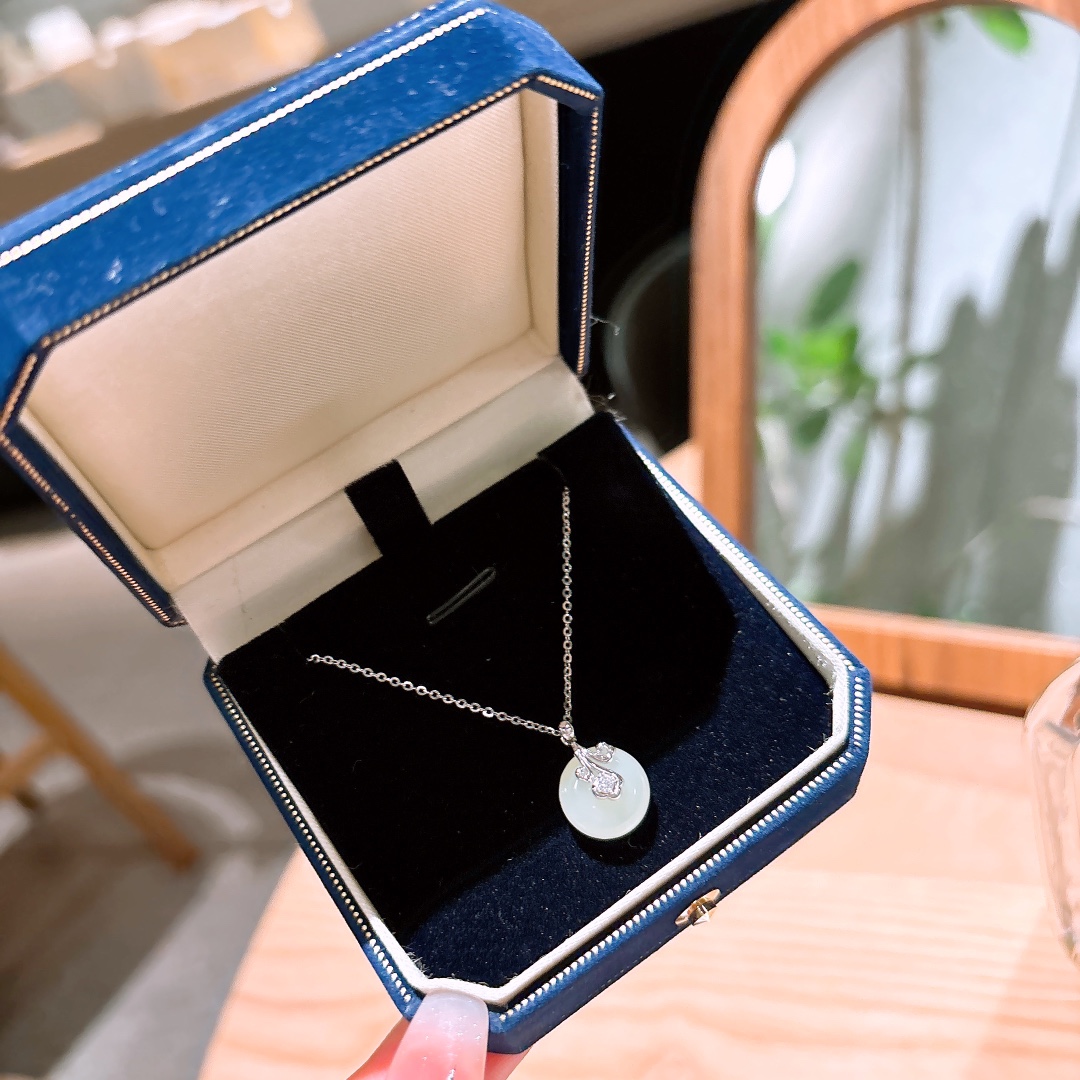 Solid Silver Hetian Jade Necklace Chic Annual Party Silver