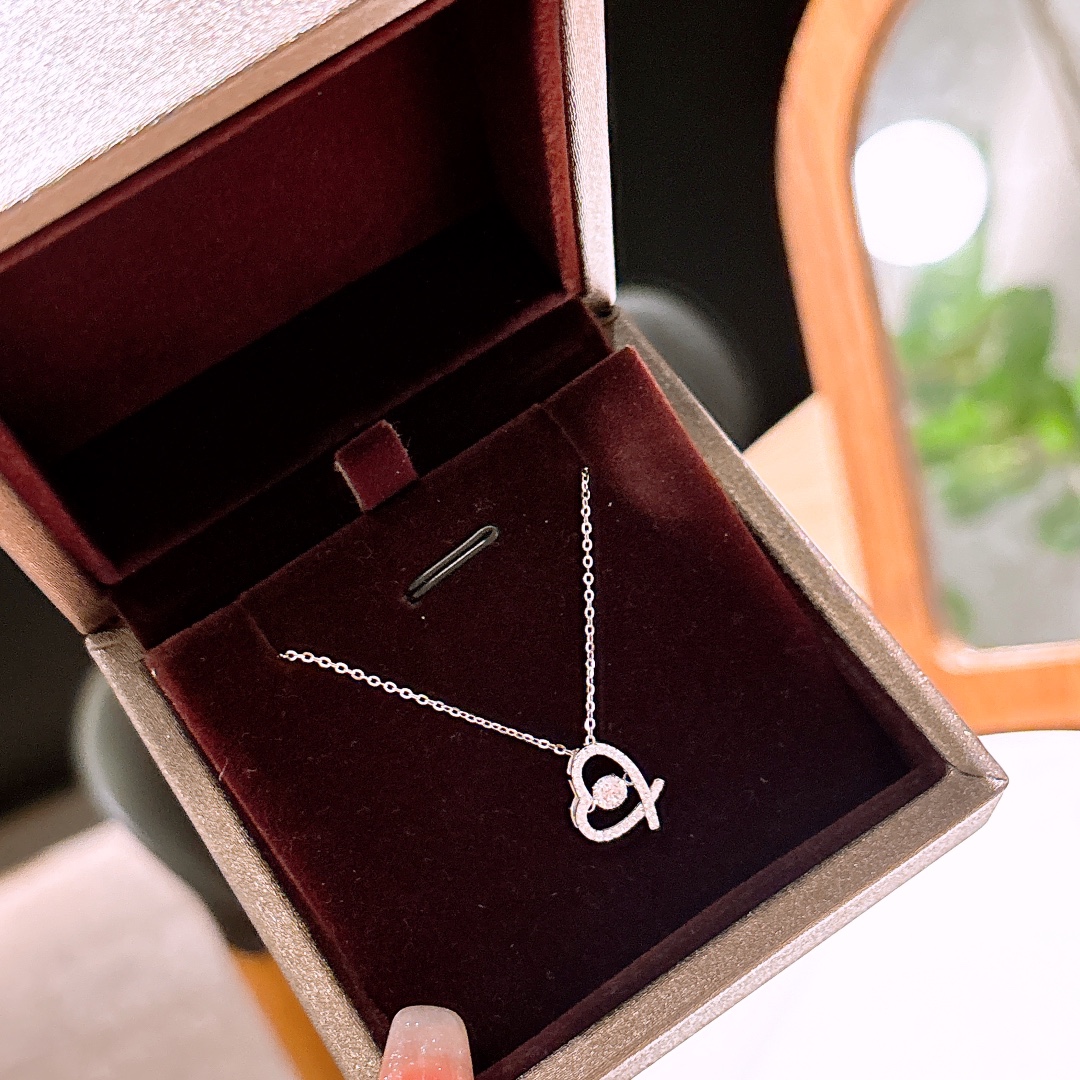 Hypoallergenic Silver Necklace Playful Valentine's Day Gold