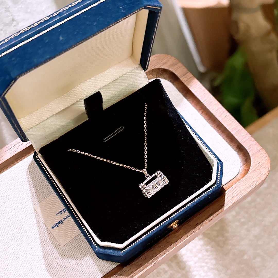 精巧アレルギー対応シルバーネックレスシルバー 母の日