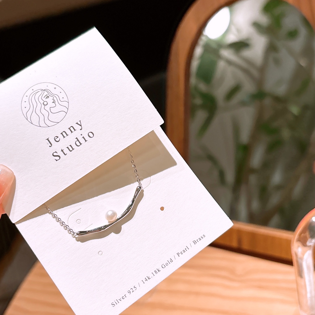 High Polish Silver Necklace Vintage Spring Festival Silver