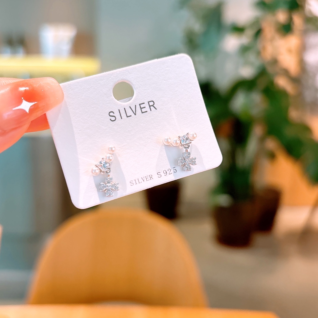 Hypoallergenic Silver Earrings Delicate Self-love Silver