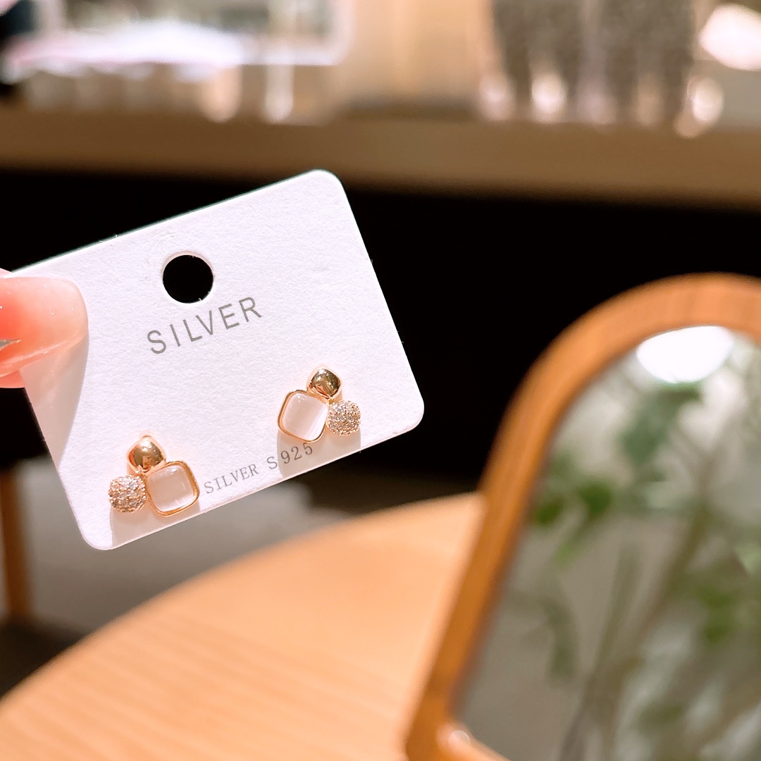 Low Allergy Silver Earrings Sweet & Cool Party Silver