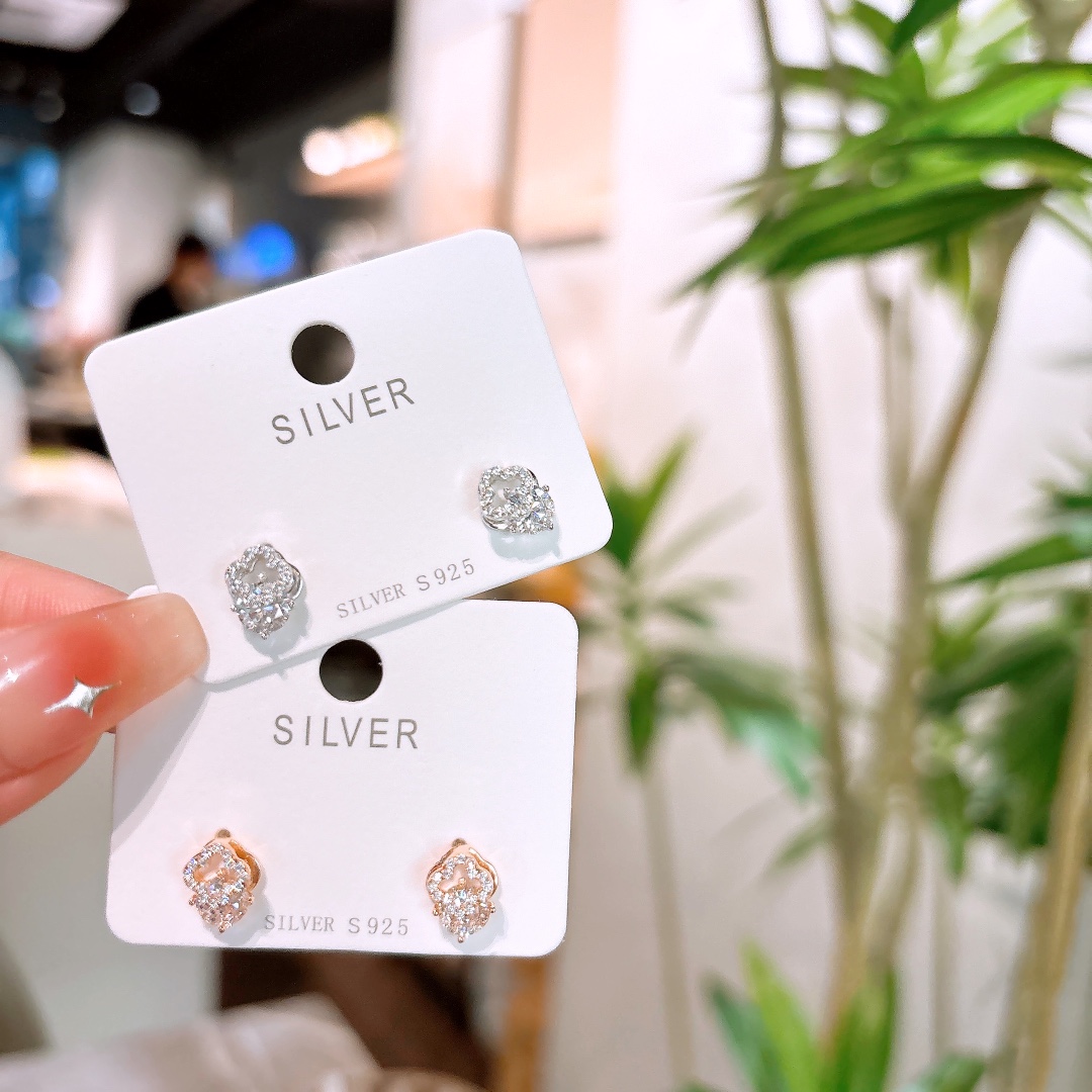 Nickel Free Silver Earrings Sweet & Cool Wedding Favor Silver