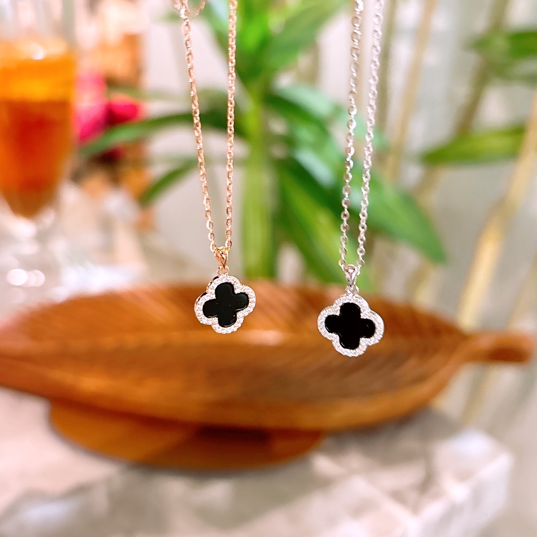 Solid Silver Necklace Forest Graduation Silver