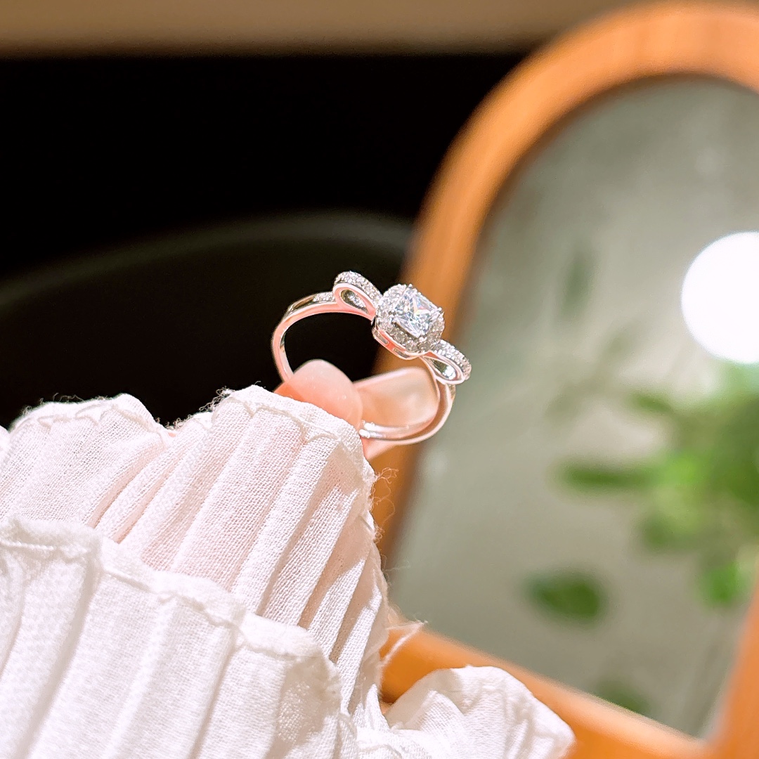 Low Allergy Silver Ring Soft Date Night Gold