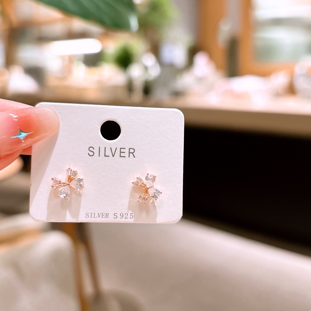 S925 Sterling Silver Earrings Playful Graduation Gold