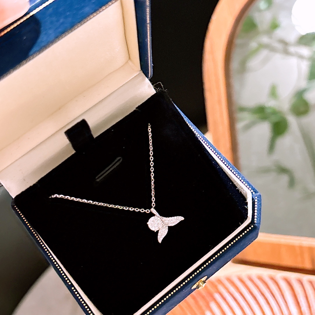 Low Allergy Silver Moissanite Necklace Sweet & Cool Wedding Favor Gold