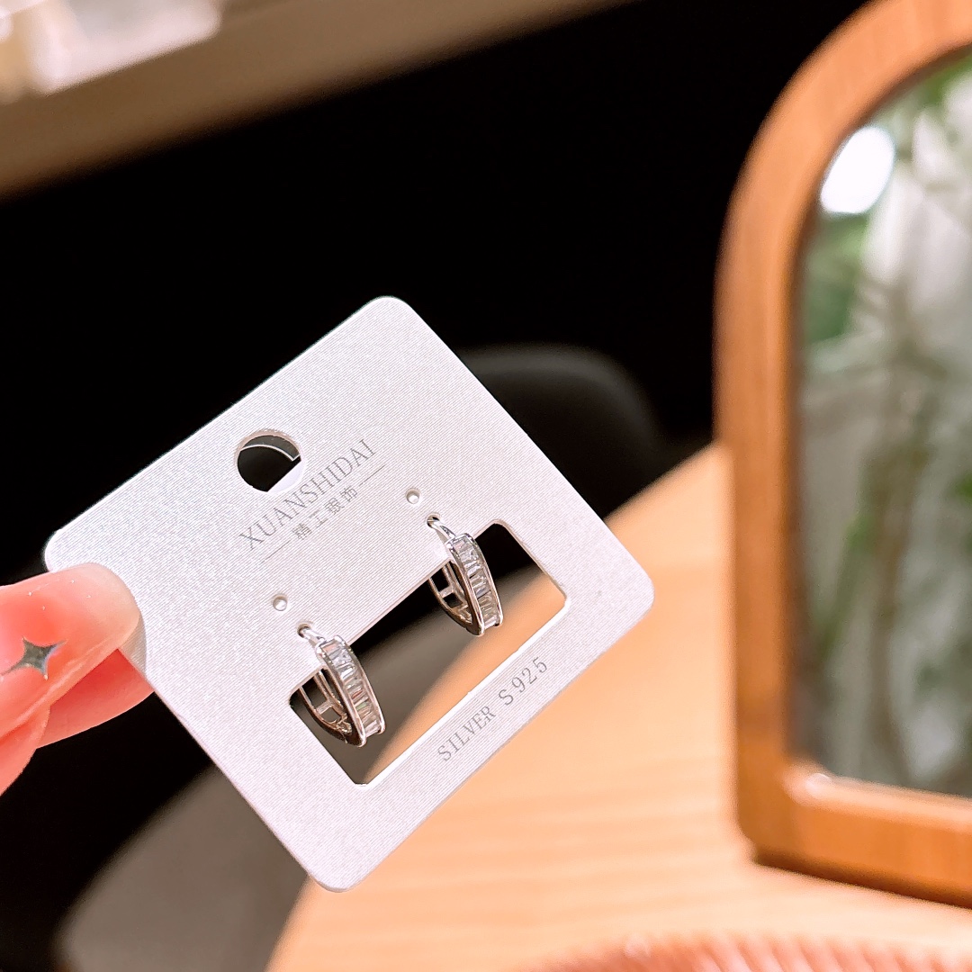 Fine Silver Ear Cuffs Elegant Spring Festival Gold