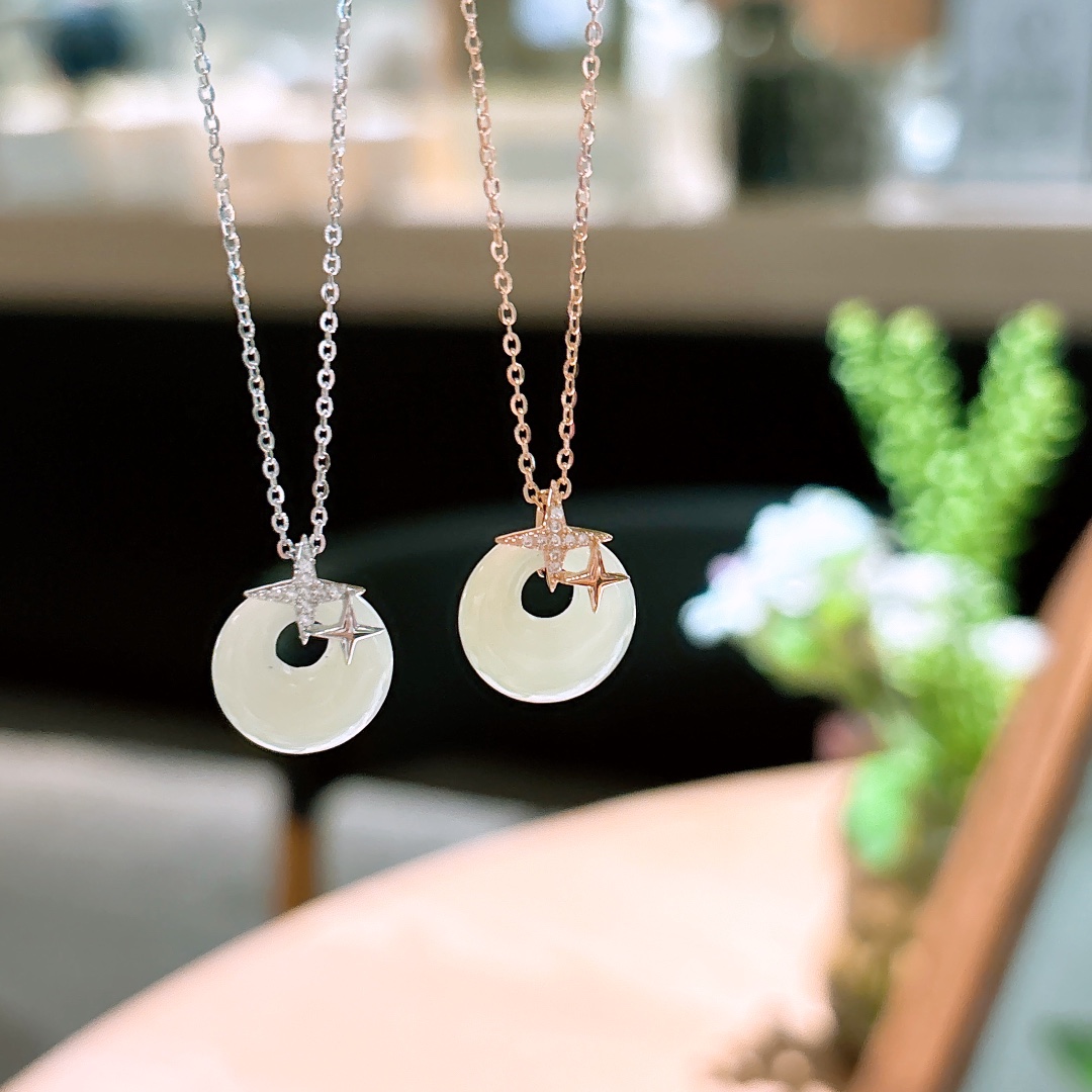 Fine Silver Hetian Jade Necklace Soft Annual Party Gold