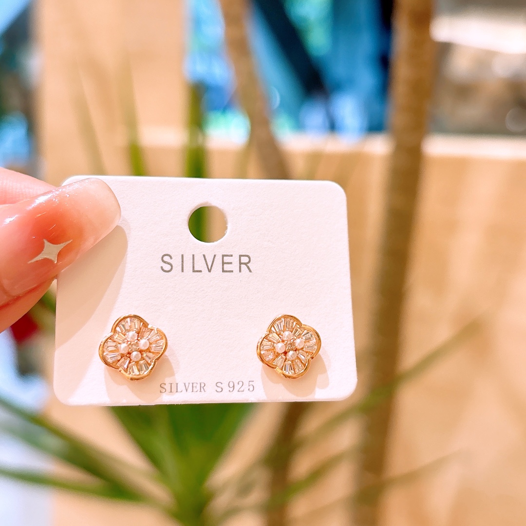 S925 Sterling Silver Earrings Forest Office Silver